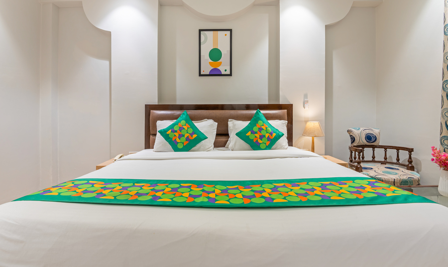 treebo paras international