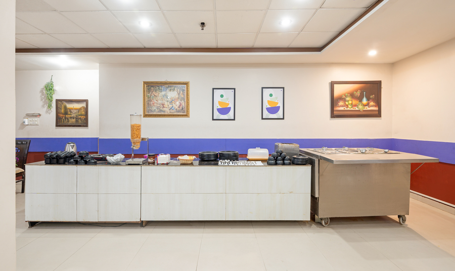 treebo paras international