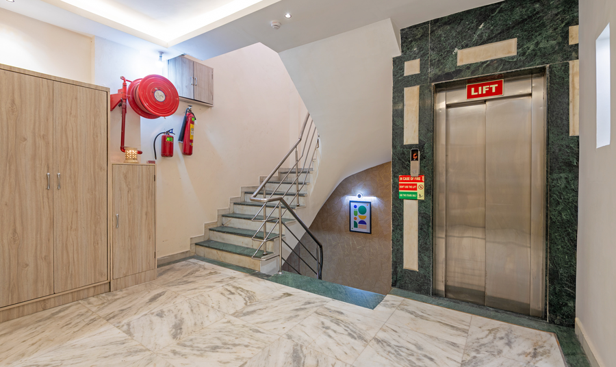 treebo paras international