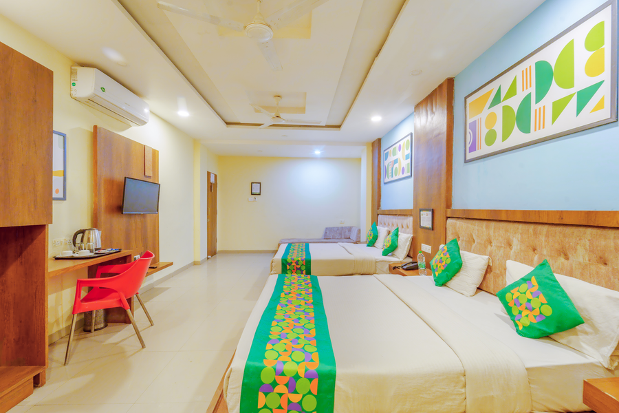 treebo royal empire indore