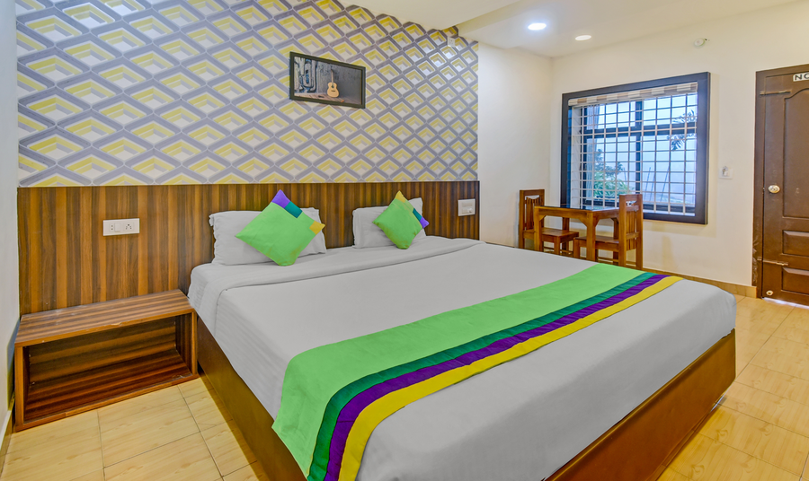itsy hotels igloo residency raja seat