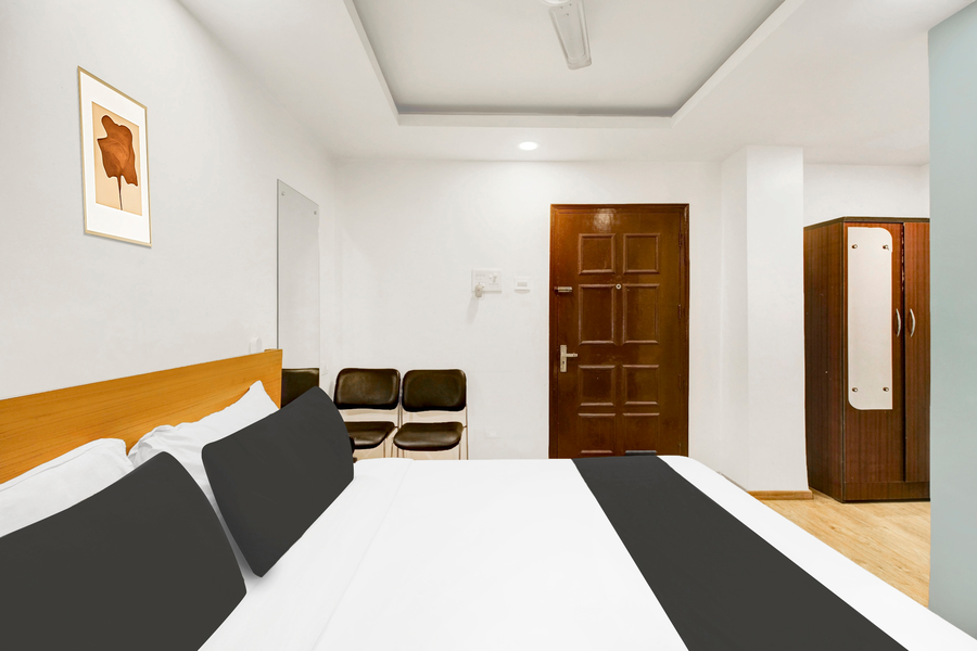 super townhouse grand majesty near medicity