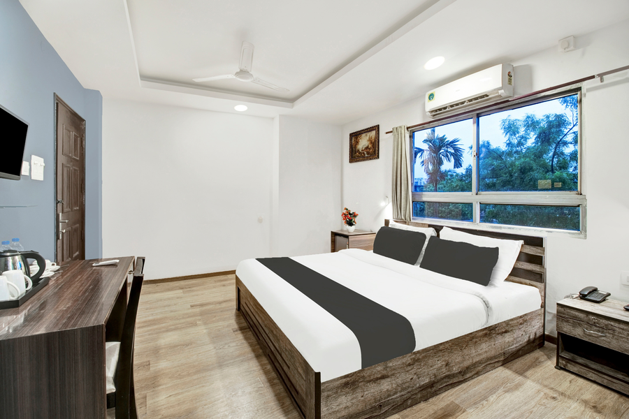 super townhouse grand majesty near medicity
