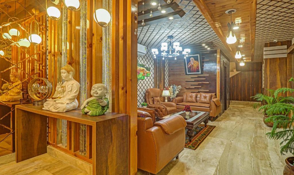 hotel woodville inn mcleodganj