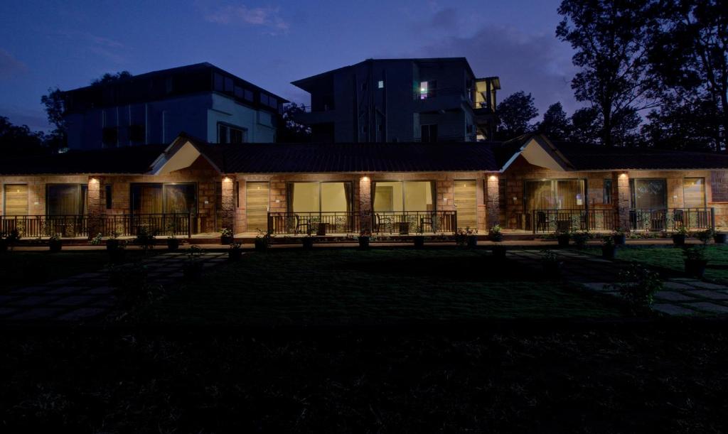 treebo nakshatra cottages mahabaleshwar