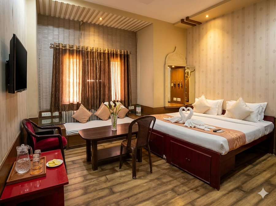 hotel mayur
