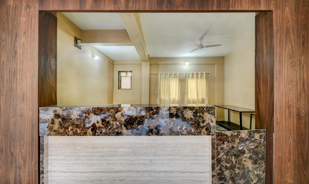 Treebo Sayaji Residency,Survey No 9, Near Sayaji Park, 2, Kharadi Rd, Near Reliance Mart, Tukaram Nagar, Pune,3 star