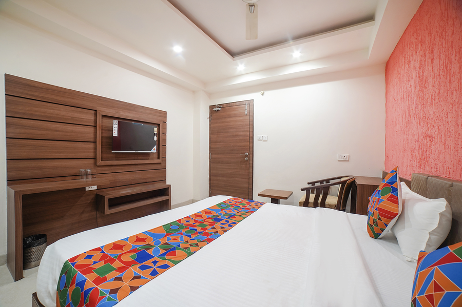 fabhotel johri regency