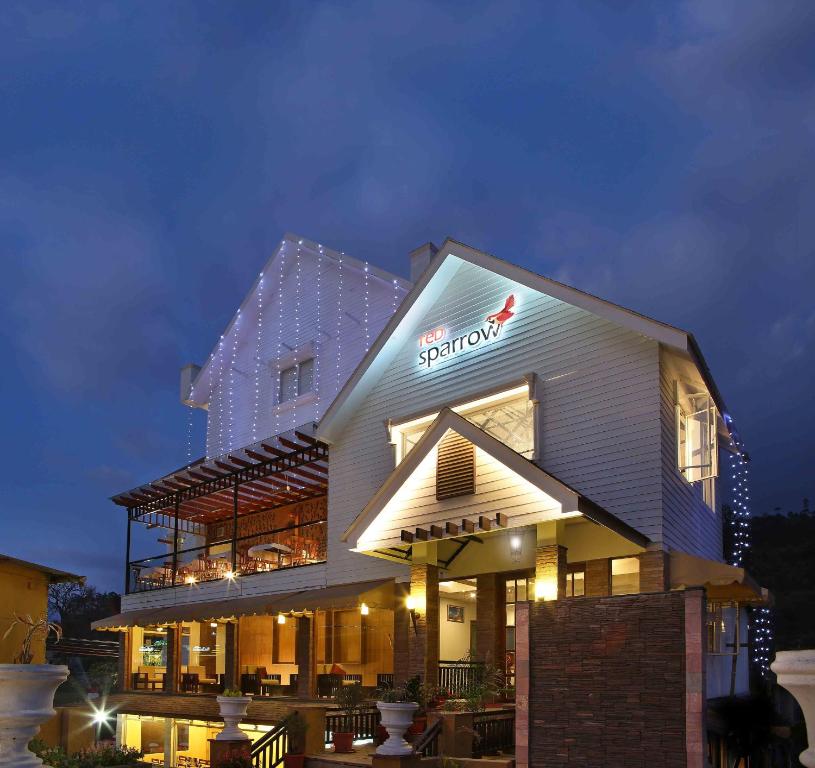 Red Sparrow Hotels & Resorts,Moolakadai,3 star