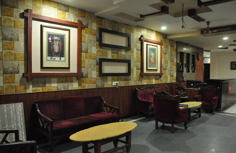hotel surbhi