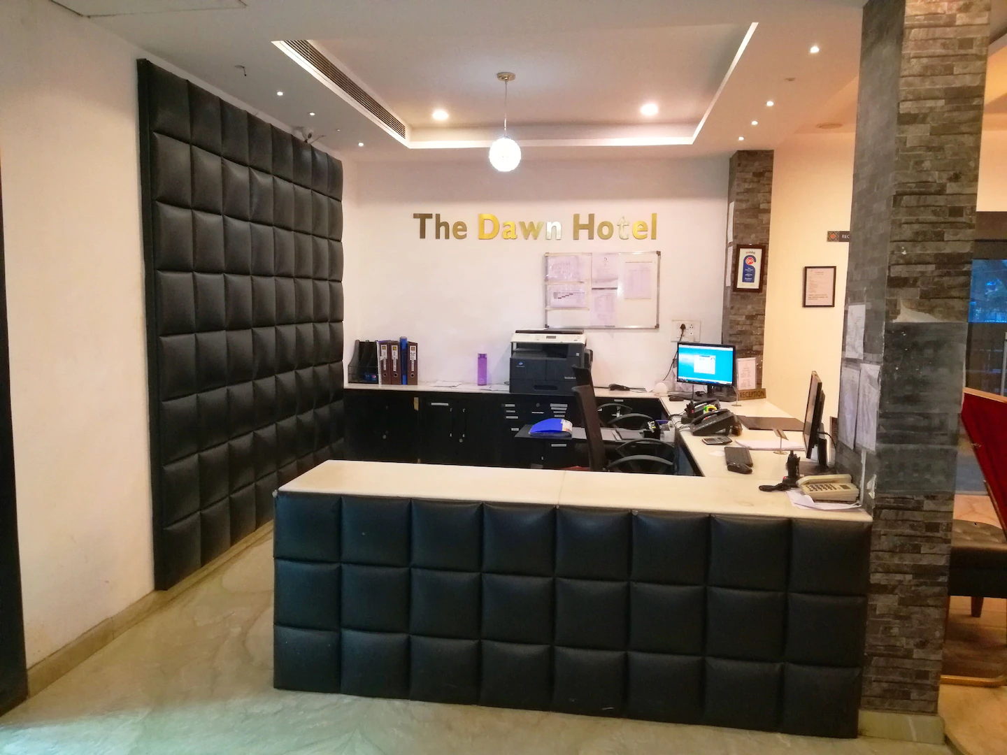The Dawn Hotel,Near Bannimantap,3 star