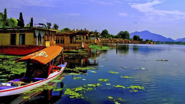 Kings Paradise Houseboat,Sudarbal>>Srinagar,3 star