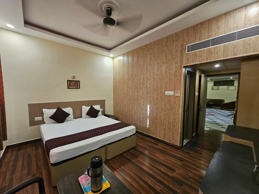 hotel padmini international sigra
