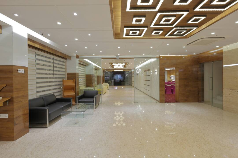 hotel silver heights