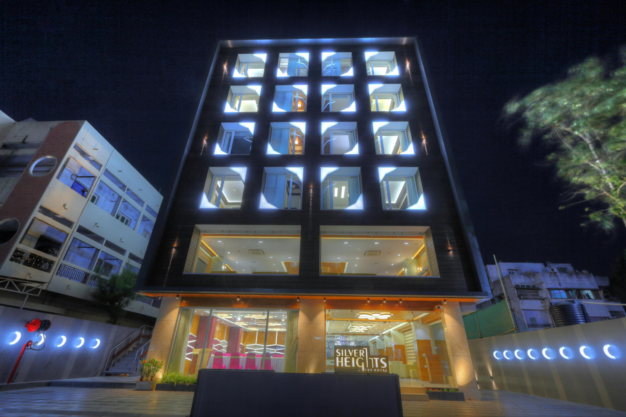 hotel silver heights