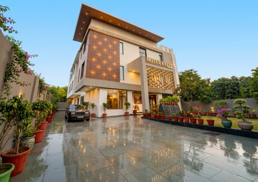 Lalit International By The Rameshwary,Motisar Road,3 star