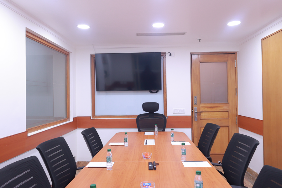 Savoy Suites Noida,Sector 16,4 star