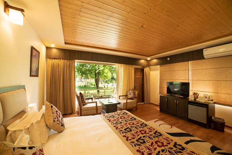 the orchard retreat and spa srinagar