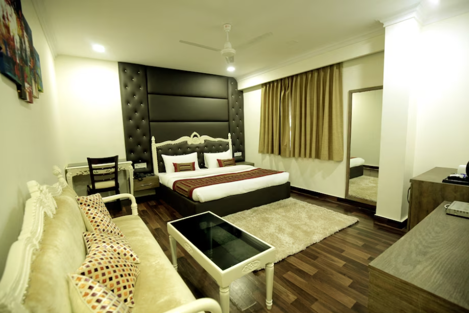 red castle hotel near blk hospital