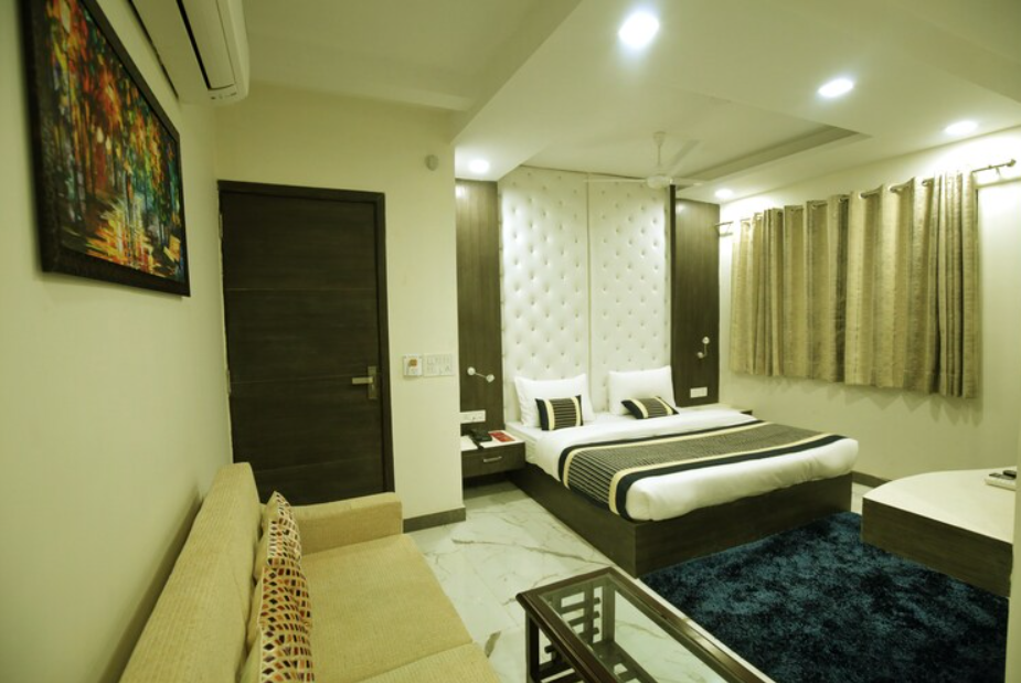 red castle hotel near blk hospital