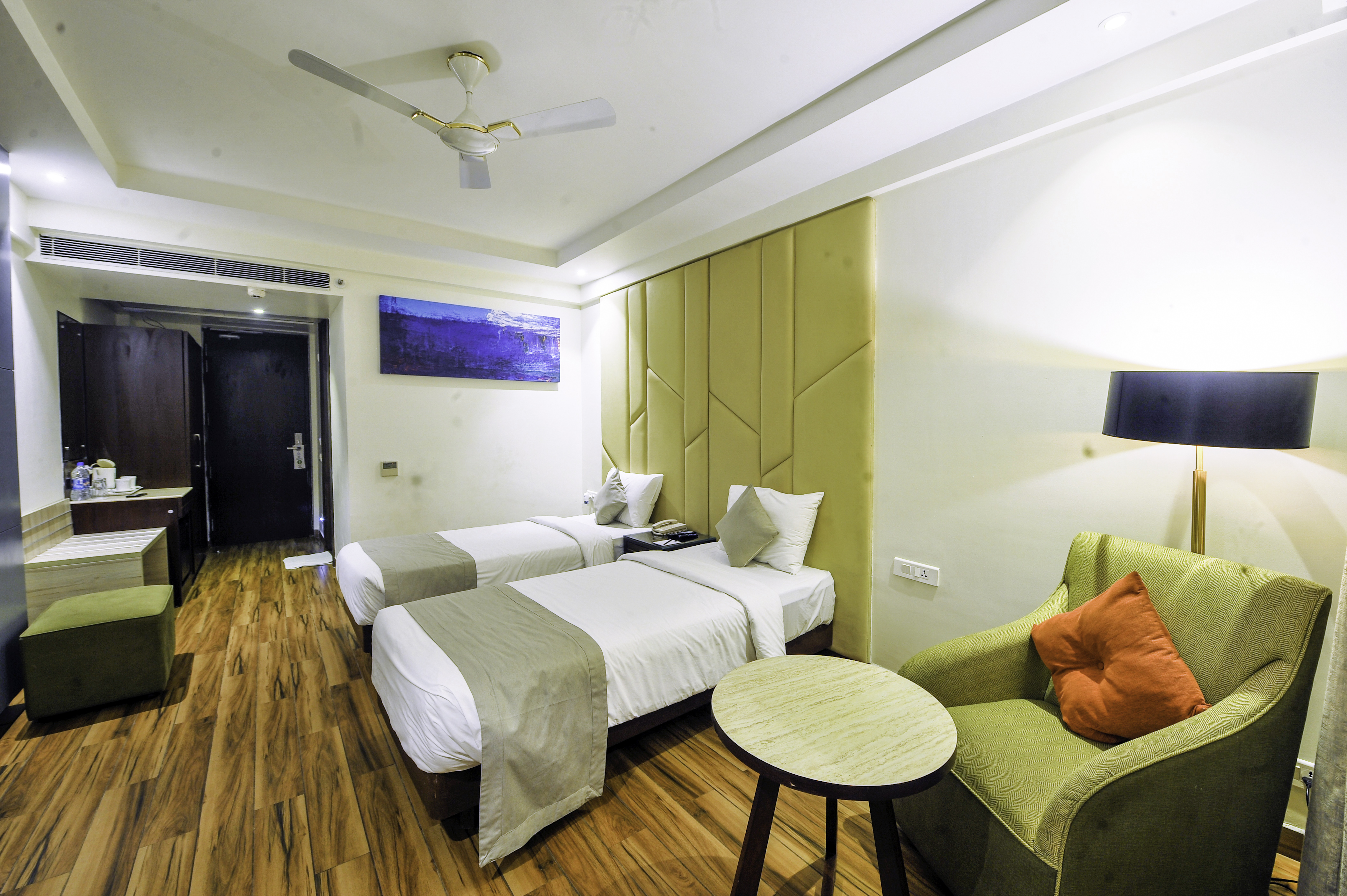 resort the lohias candolim goa