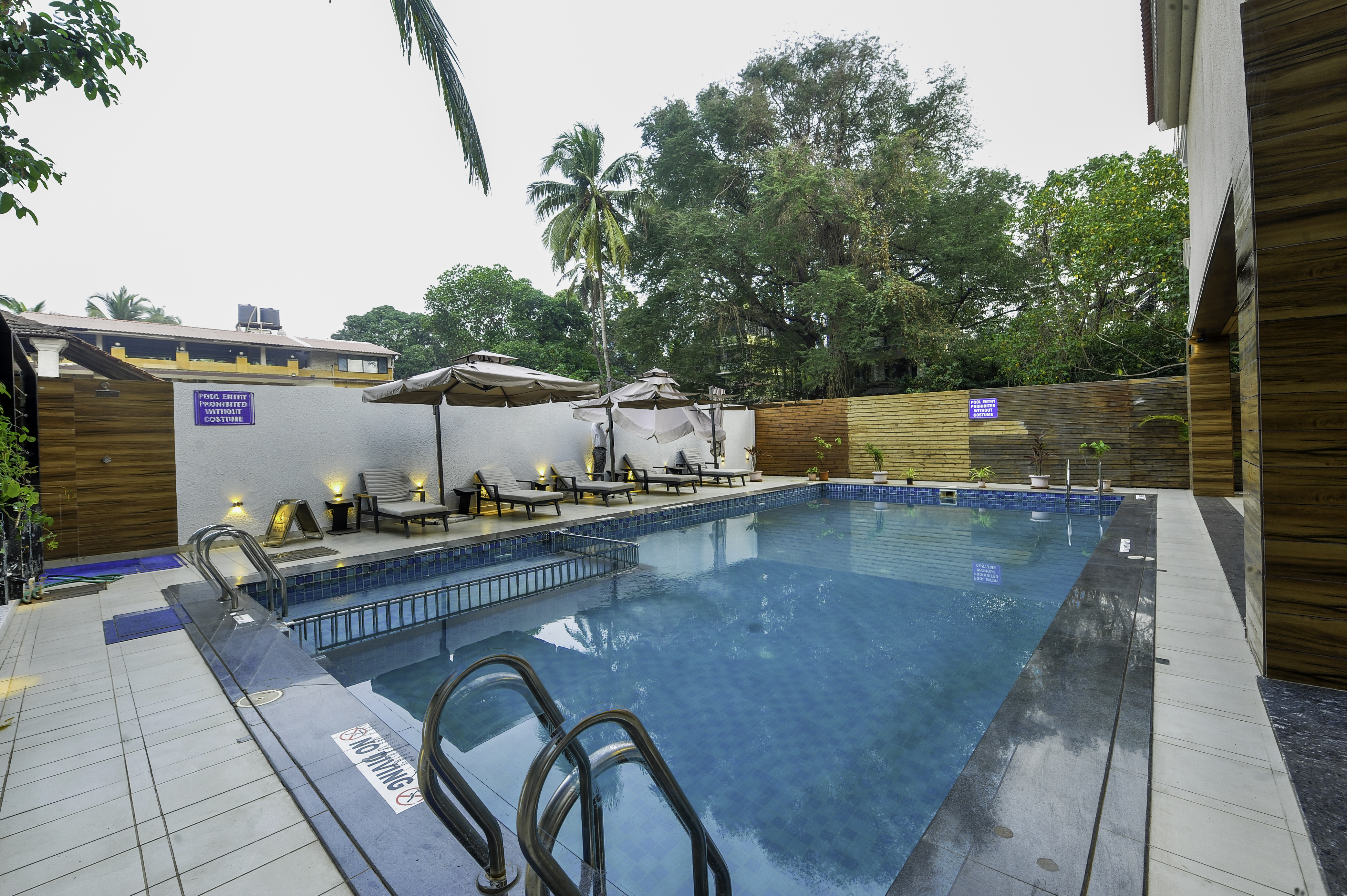 resort the lohias candolim goa