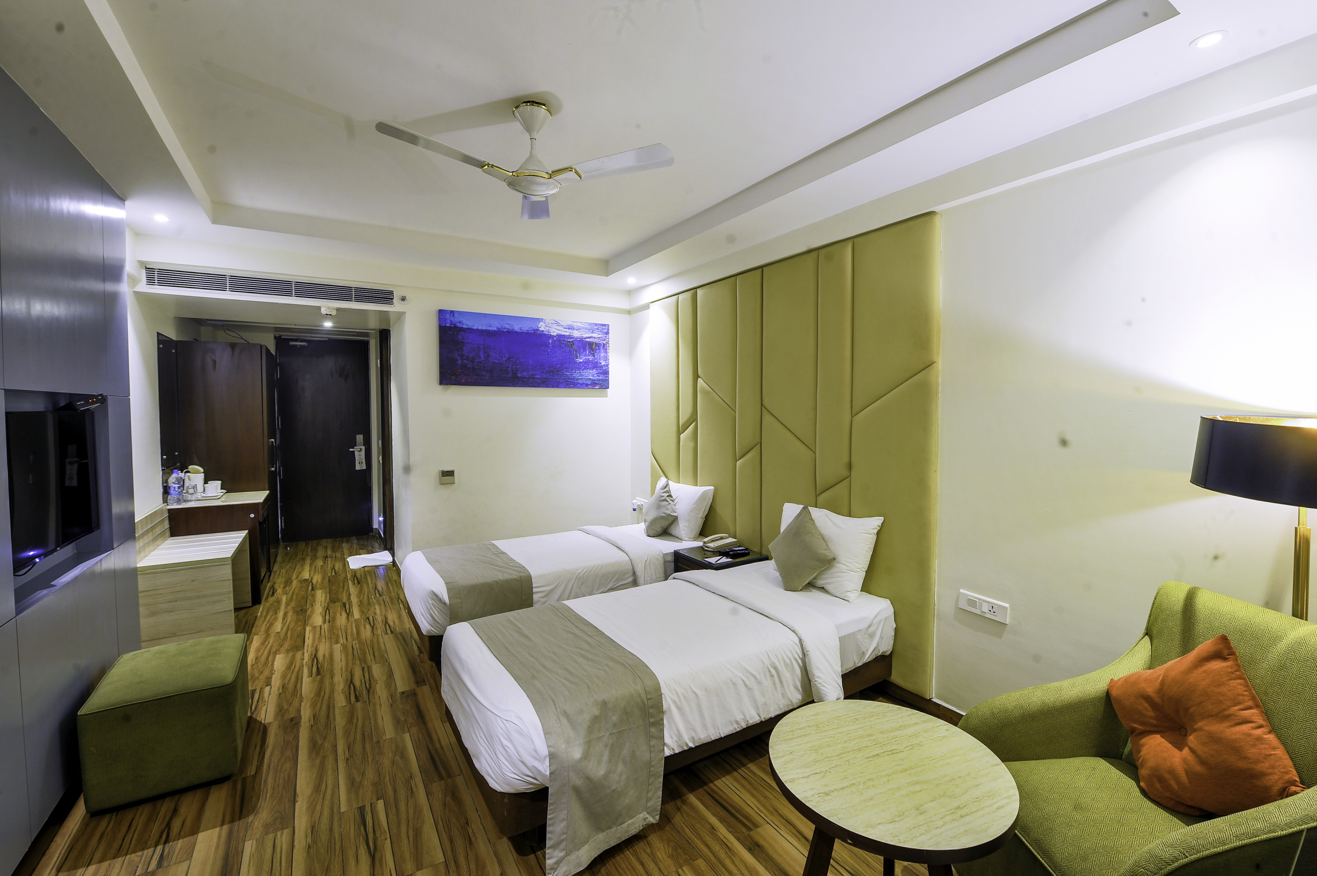 resort the lohias candolim goa