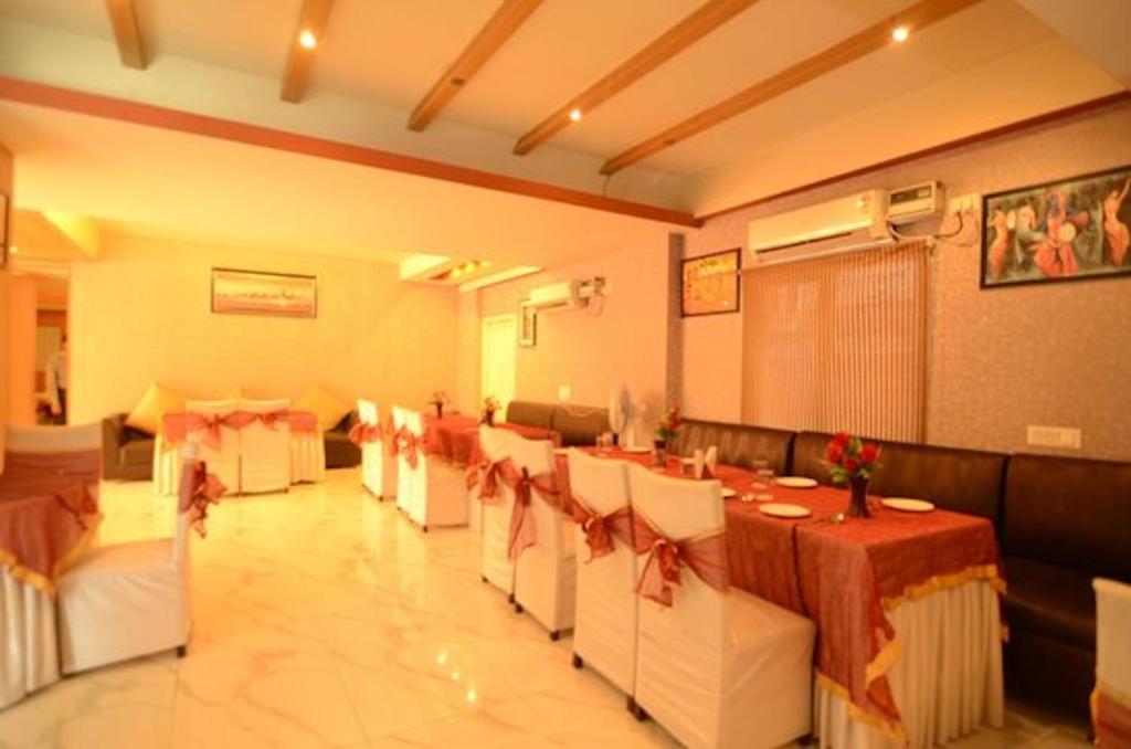 super townhouse karol bagh formerly hotel unistar