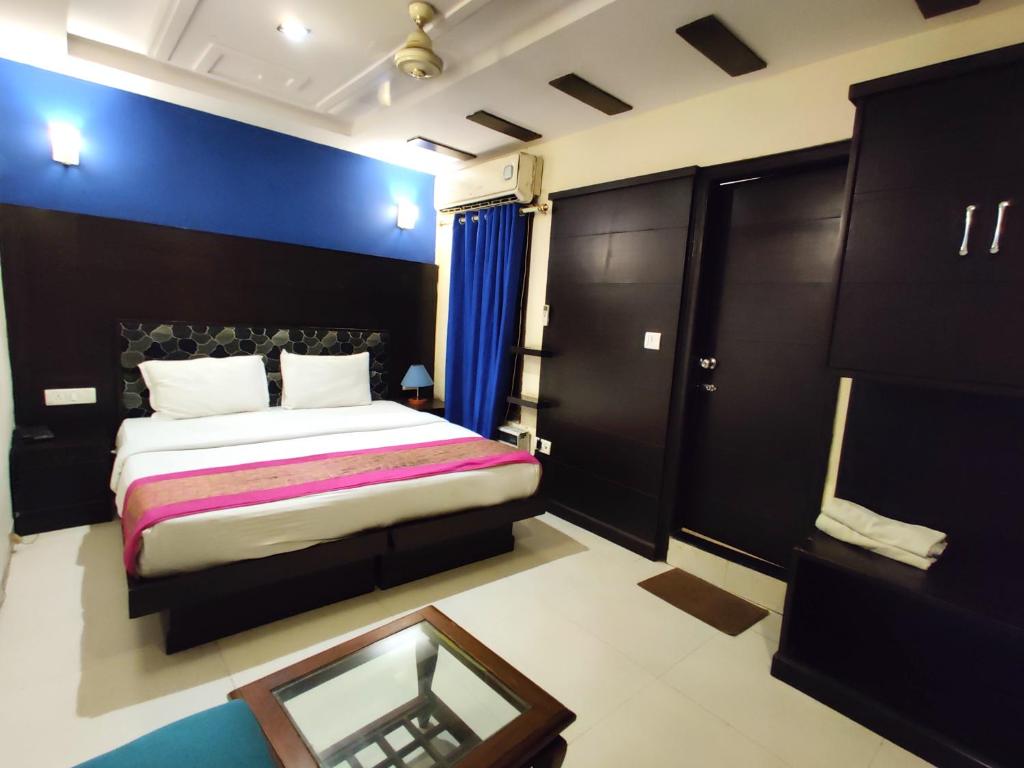 super townhouse karol bagh formerly hotel unistar
