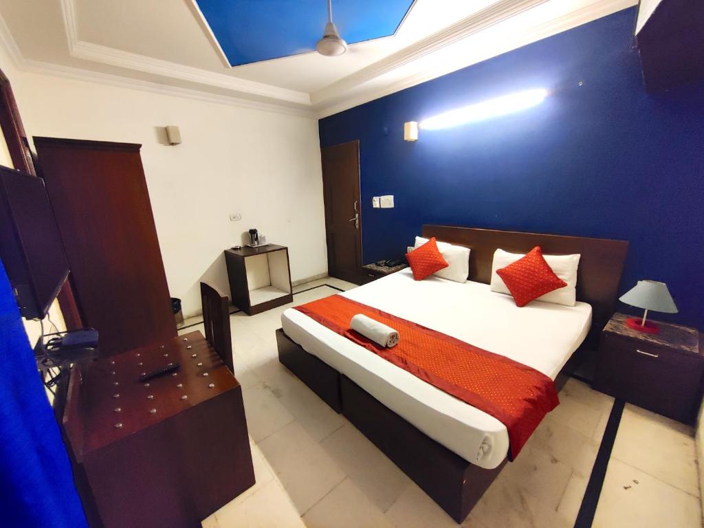 super townhouse karol bagh formerly hotel unistar