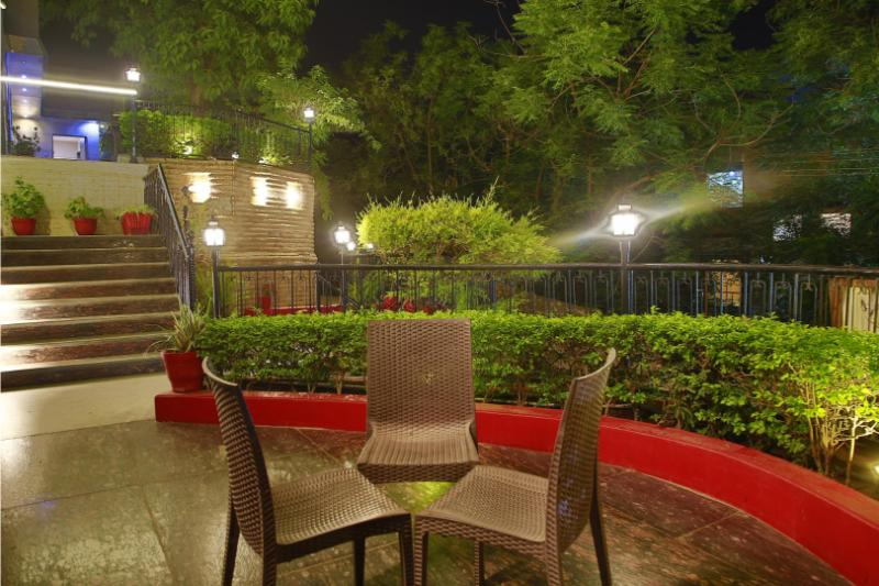 hotel aradhana