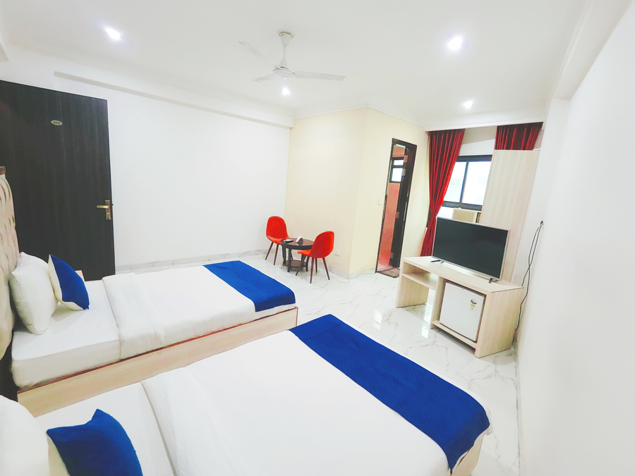 hotel almora delhi airport