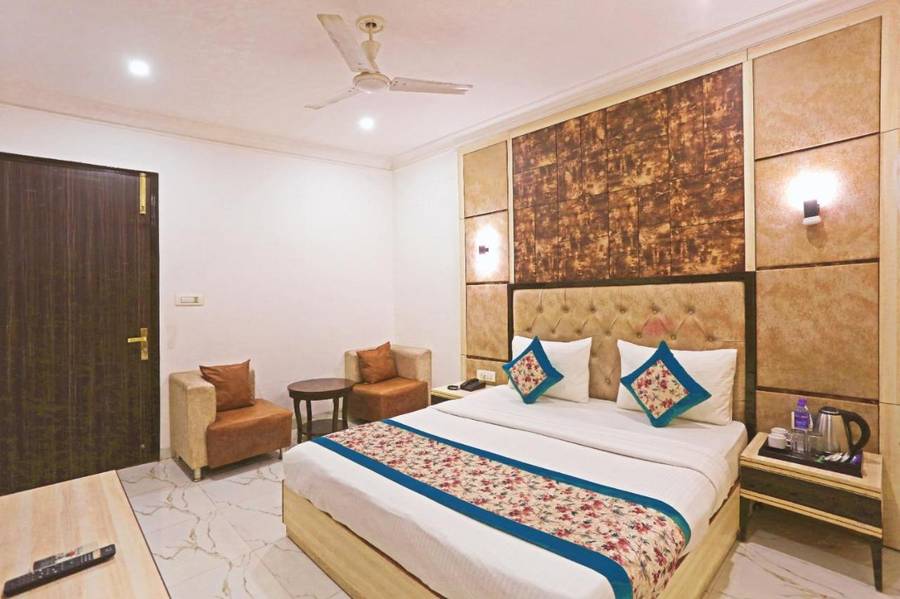 hotel almora delhi airport