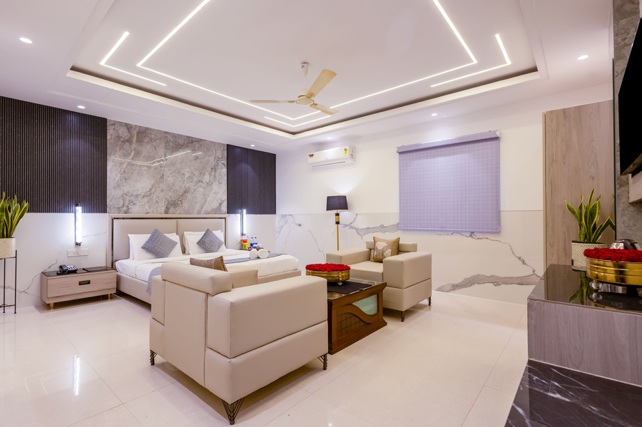 hotel transit by star group