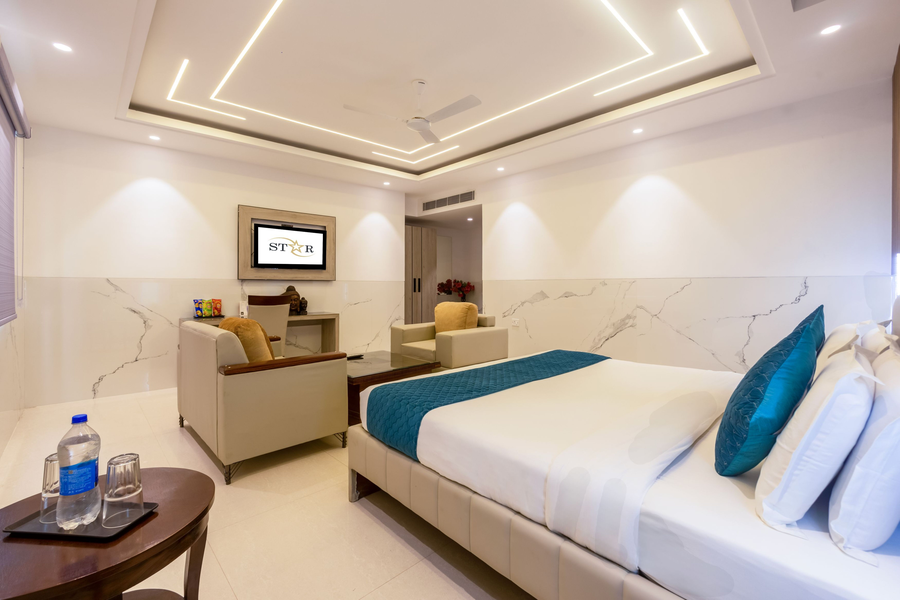 hotel transit by star group