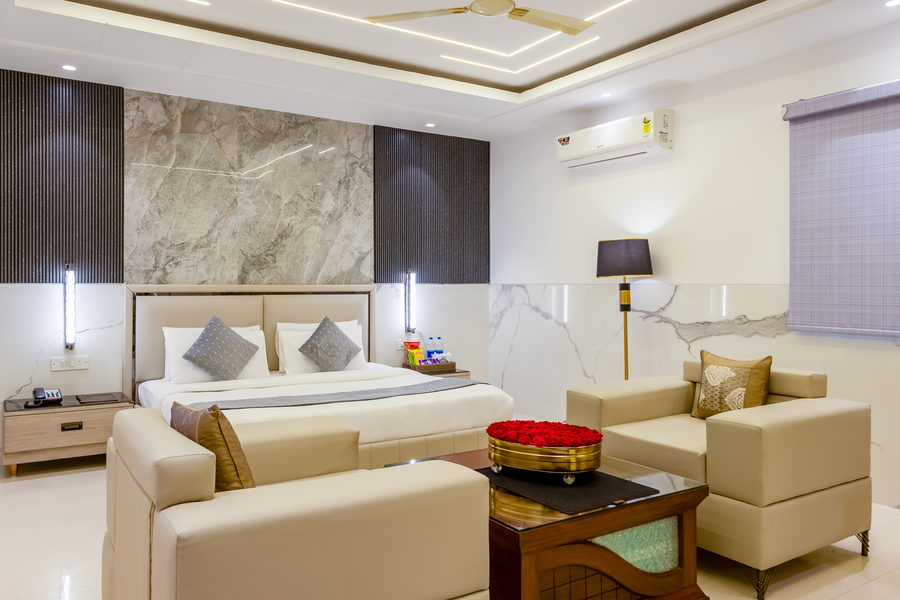 hotel transit by star group