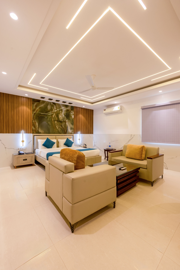 hotel transit by star group