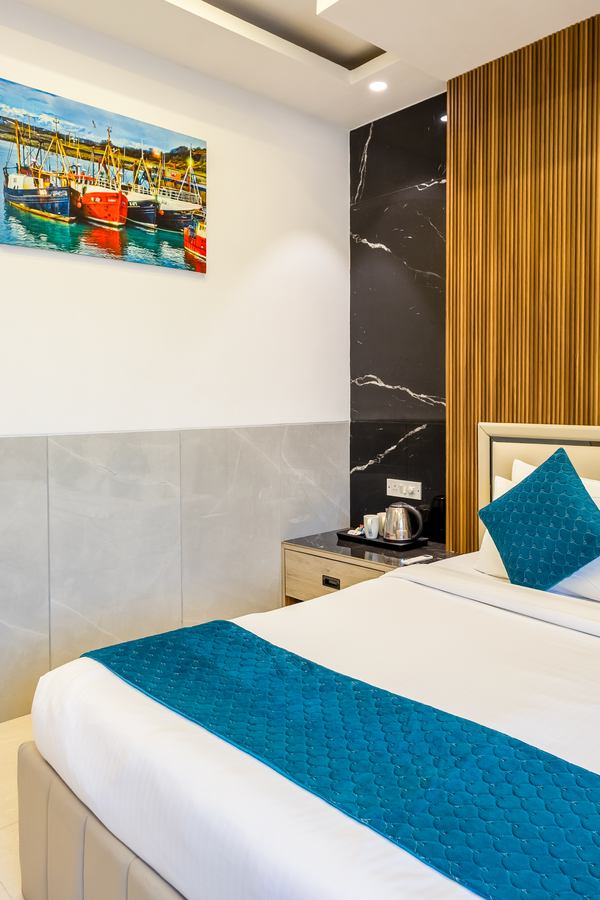 hotel transit by star group