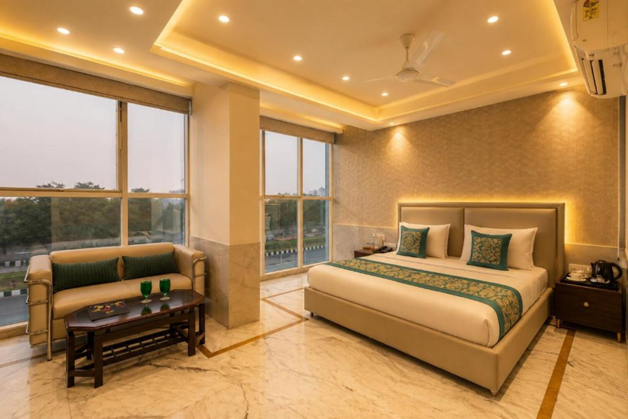 hotel aero star by star group