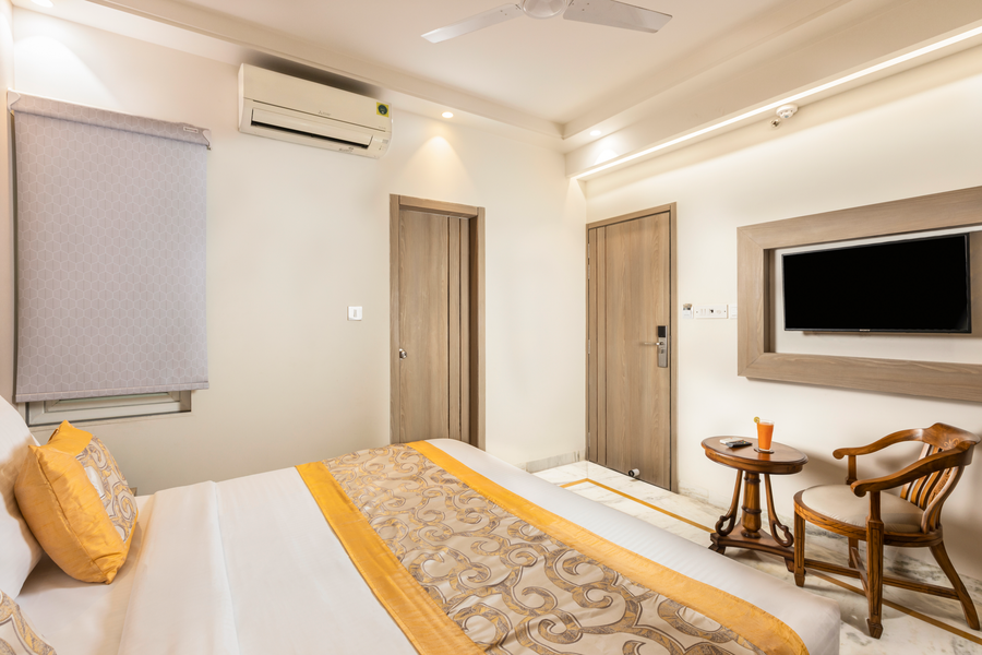 hotel aero star by star group
