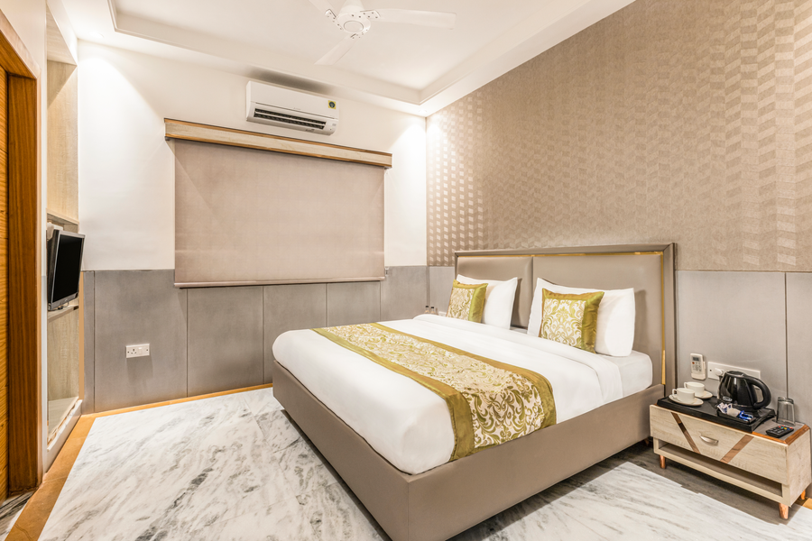 hotel aero star by star group