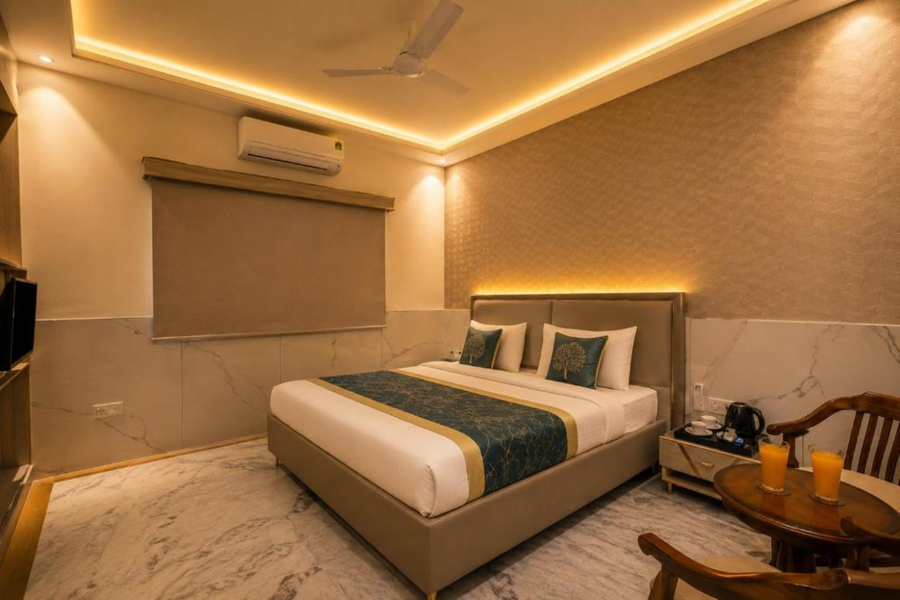hotel aero star by star group