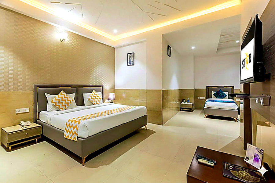 hotel delhi 37 by star group