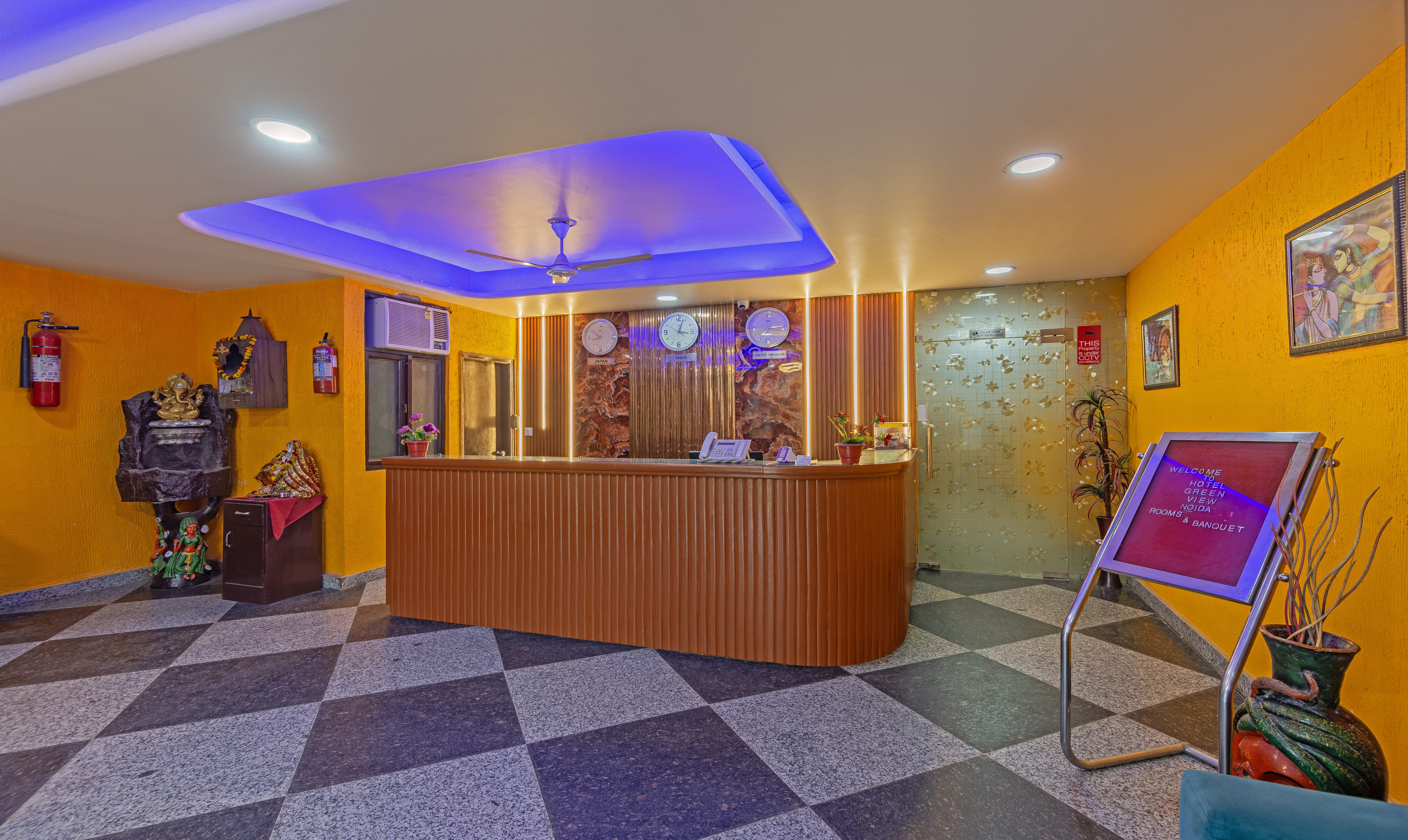 treebo green view noida