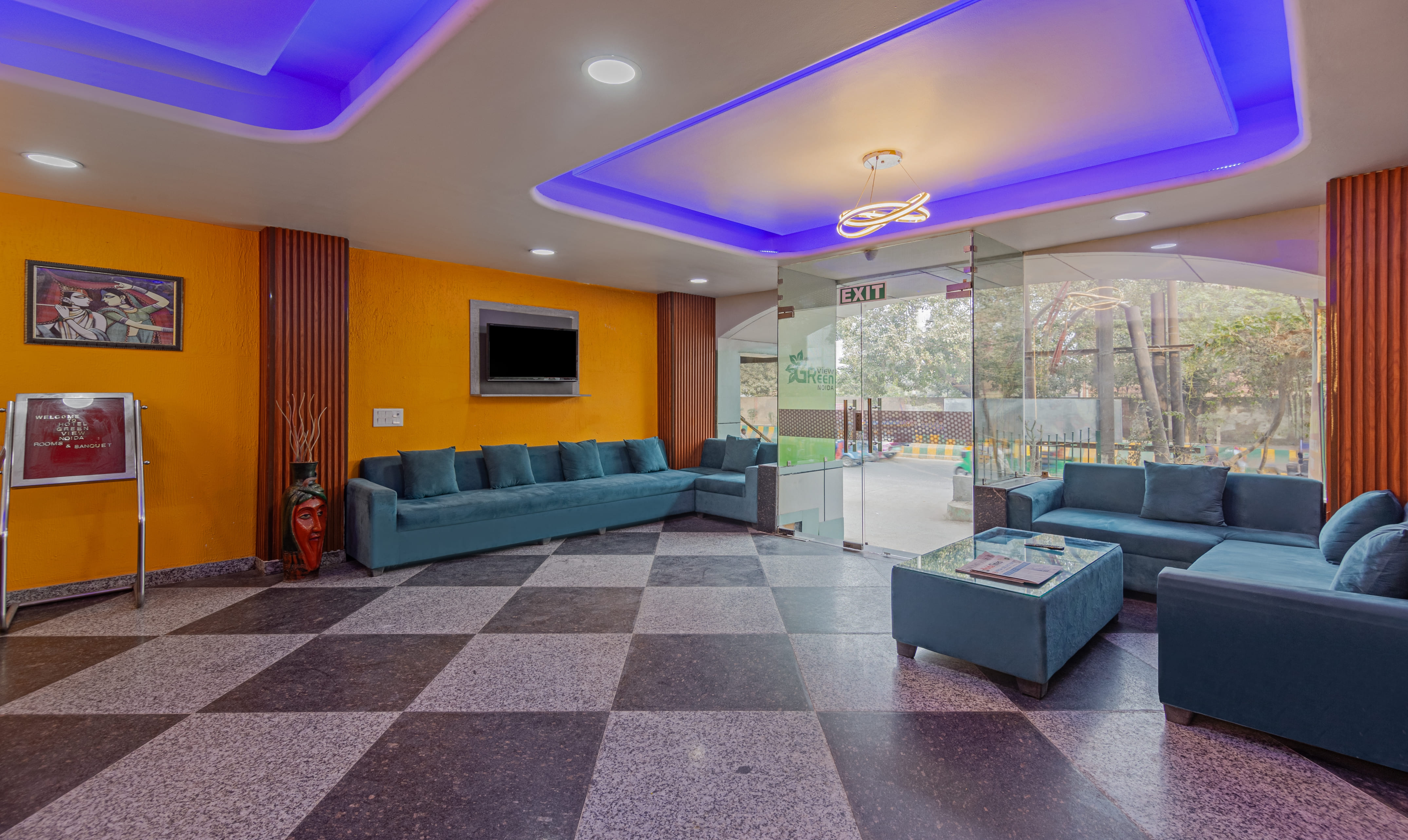 treebo green view noida