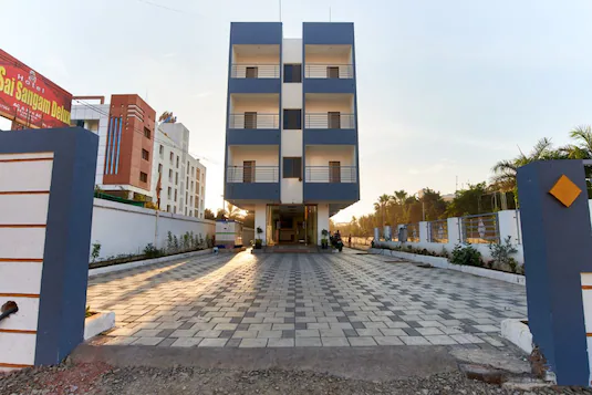 Hotel Shree Sai Sangam Delux,Kopargaon>>Ahmednagar,3 star