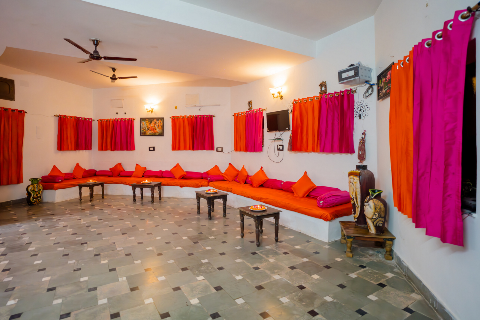 the desert haveli resort and camp