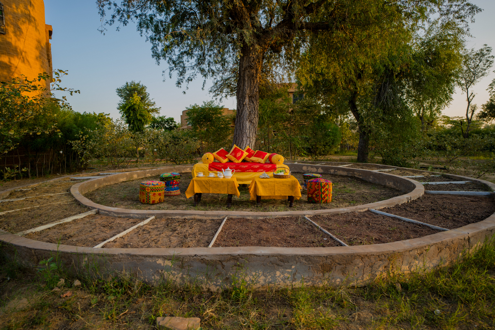 the desert haveli resort and camp