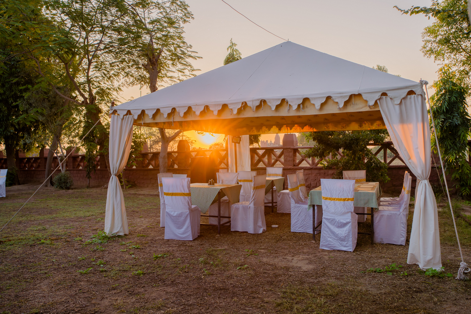 the desert haveli resort and camp