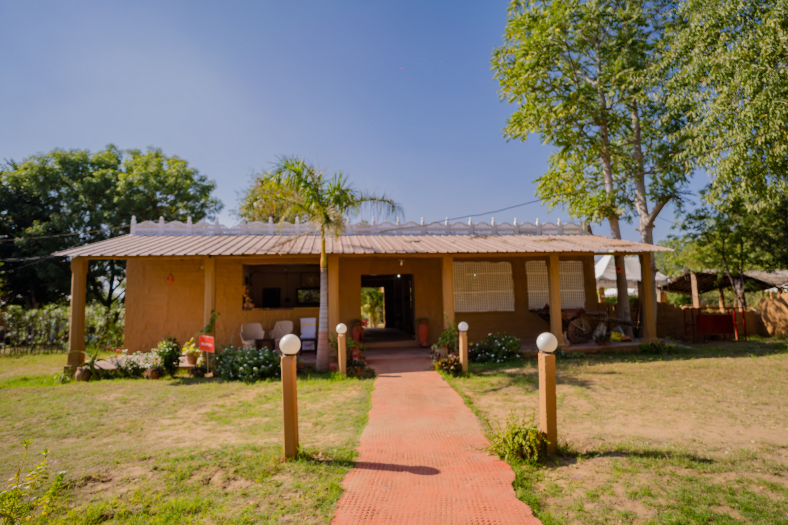 the desert haveli resort and camp